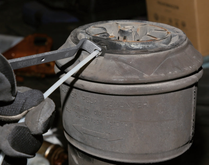 1457/B4-TOOL SET RELEASING HOSE FITTINGS