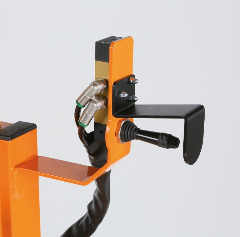 1550U/S 182-LOWER FORK FOR ITEM 1550U