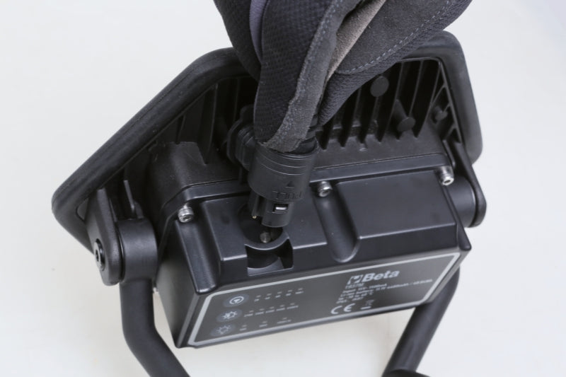 1837M-RECHARG.LED COLOUR MATCH SPOTLIGHT