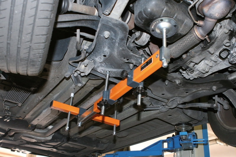 3012I-LOWER ENGINE BRACKET