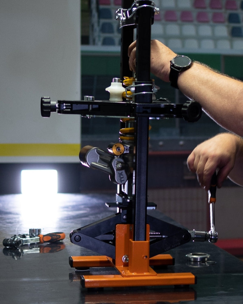 3072N-MOTO REAR SHOCK ABSORB. DISMANTLER