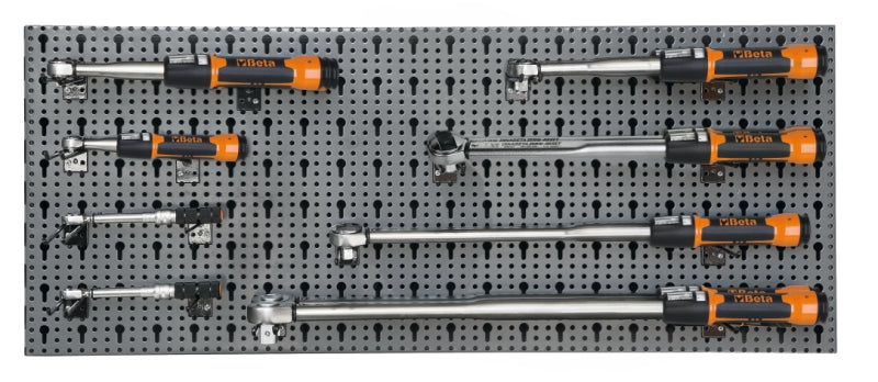 6600 M/174-ASSORTMENT OF 13 TOOLS