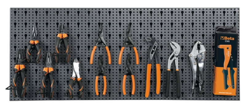 6600 M/253-ASSORTMENT OF 60 TOOLS