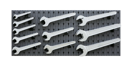 6600 M/27-ASSORTMENT OF 25 TOOLS