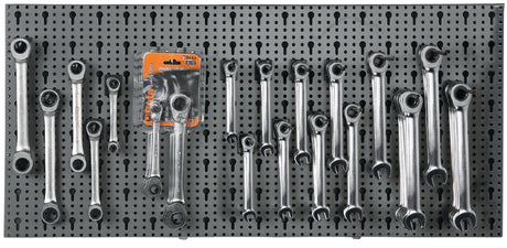 6600 M/42-ASSORTMENT OF 65 TOOLS
