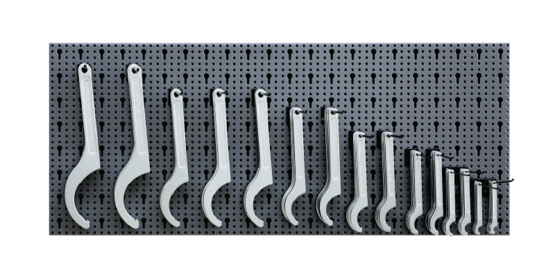 6600 M/47-ASSORTMENT OF 65 TOOLS