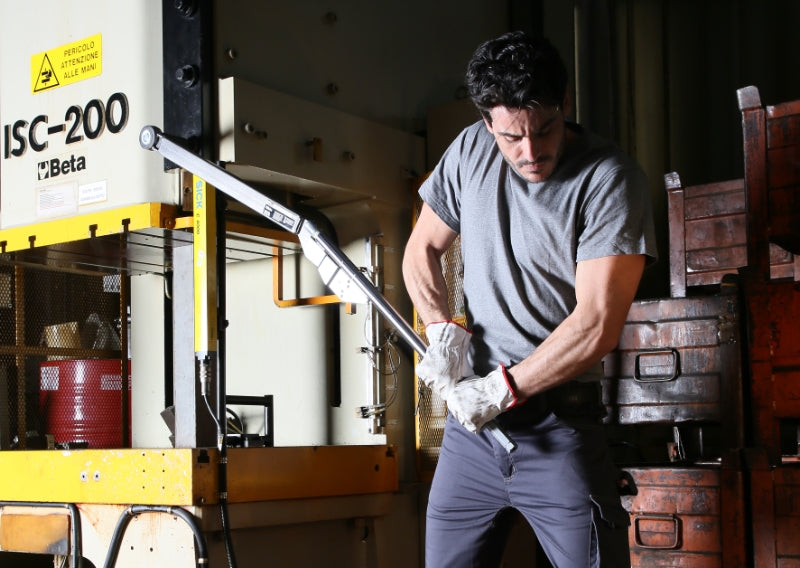 677/C50-TORQUE 677/50 IN PLASTIC CASE