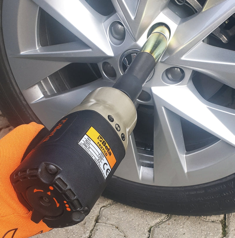 972/C10-REMOVAL KIT F.DAMAGED WHEEL NUTS