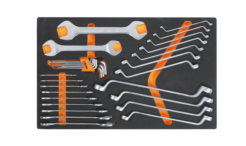 M30-SOFT THERMOFORMED TRAY WITH 31 TOOLS