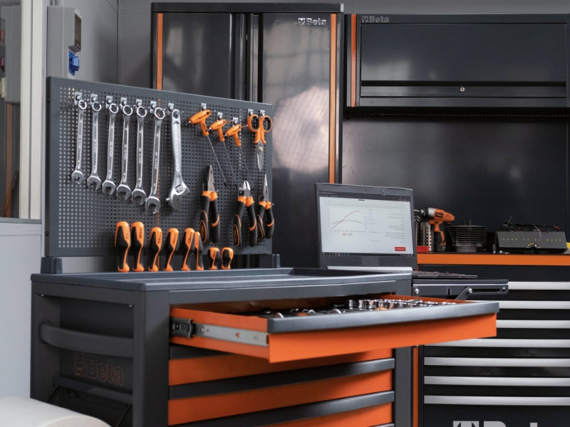 RSC24/8-A-MOBILE ROLLER CAB 8 DRAWERS