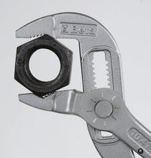 1047 180-SLIP JOINT PLIERS, BUTTON ADJU.