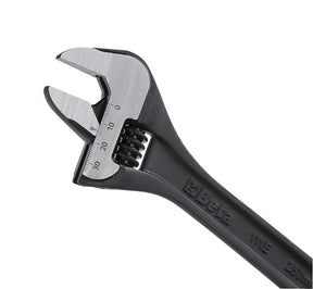 111EN 250-ADJUSTABLE WRENCHES + SCALES