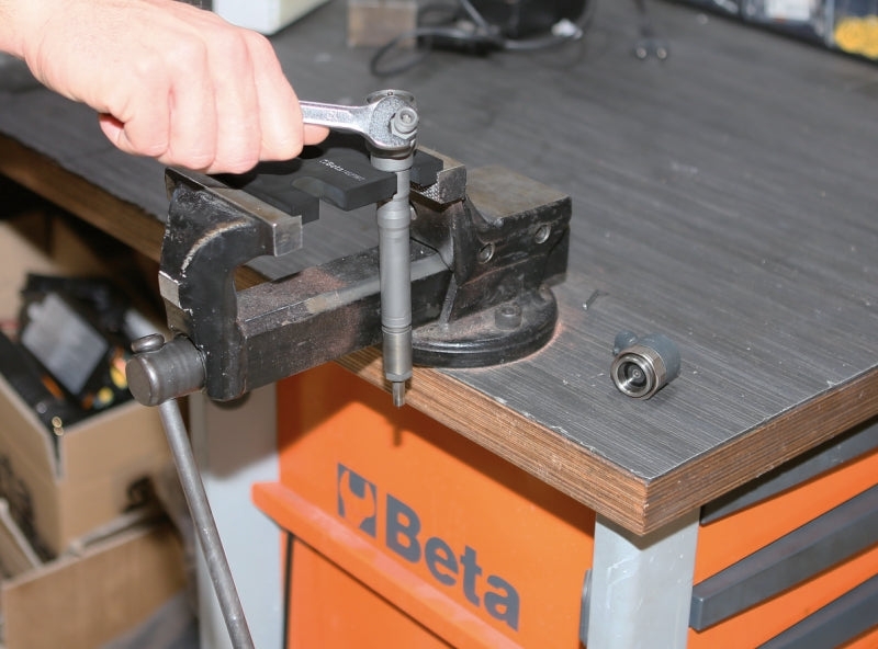 1462PIM-INJECTOR MAINTENANCE PLATES,PAIR