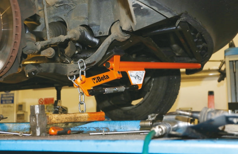 1567-LEVER FOR REMOVING WISHBONE HEADS
