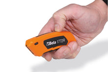 1772R-UTILITY KNIFE RETRACTABLE BLADE