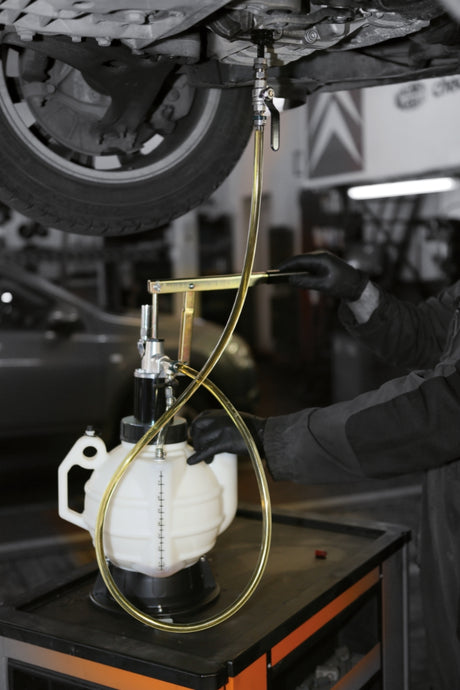 1884-OIL FILLER TOOL