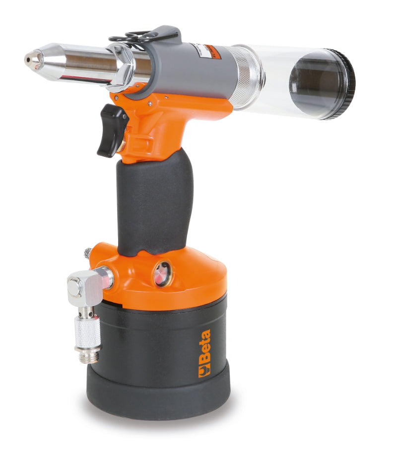 1946C 4 - 8-AIR RIVETER
