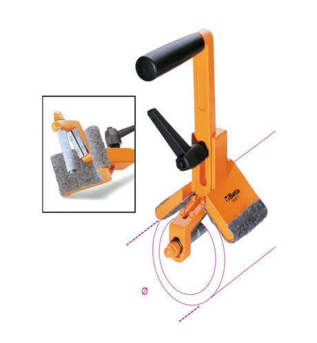 358/1-TOOLS FOR CHAMFERING PLASTIC PIPE