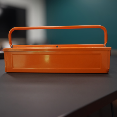 C18-TOOL BOX MADE FROM SHEET METAL