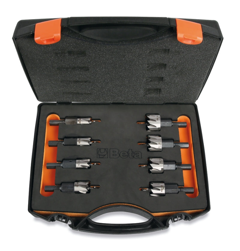 451/C8-ASSORTMENT OF 8 HOLE CUTTERS - HSS