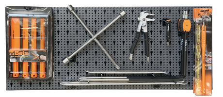 6600 M/813-ASSORTMENT OF 25 TOOLS