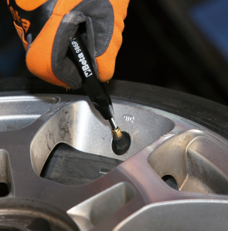 986PT-TYRE VALVE SCREWDRIVER, PRECALIBR.