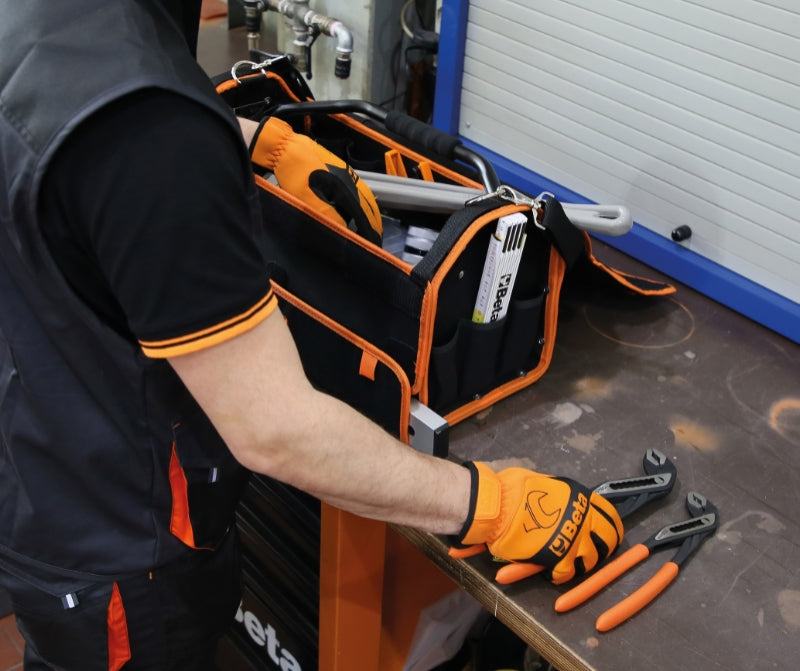 2110SVU/1-TOOL BOX C10S + 45 TOOLS