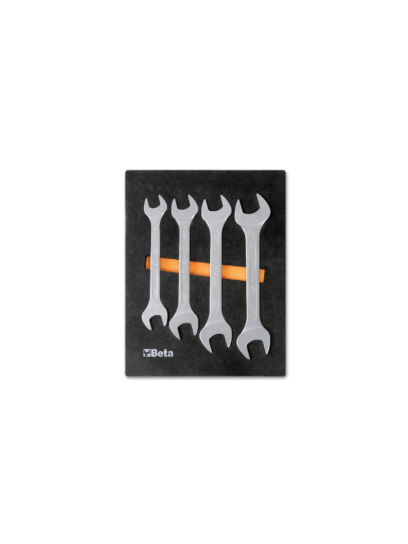 M38-SOFT THERMOFORMED TRAY WITH 4 TOOLS